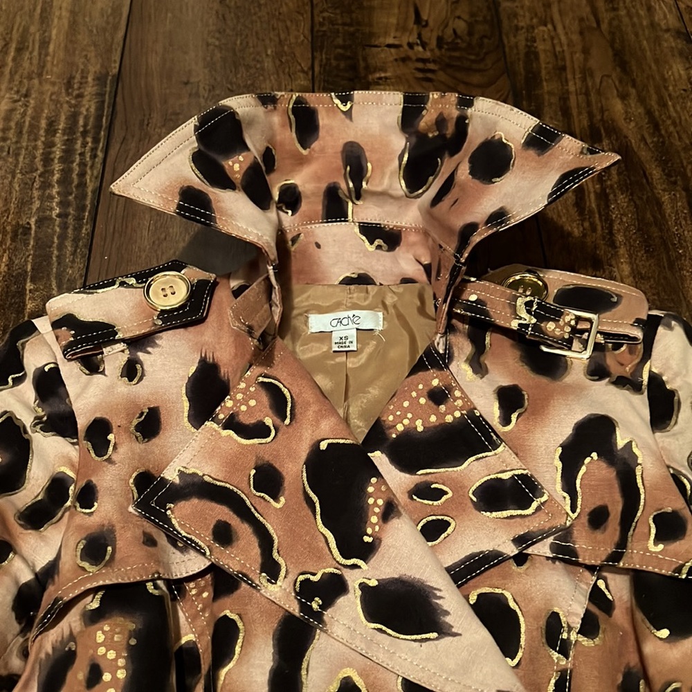 Cache Women’s Leopard Print Button Down Jacket Wi… - image 4